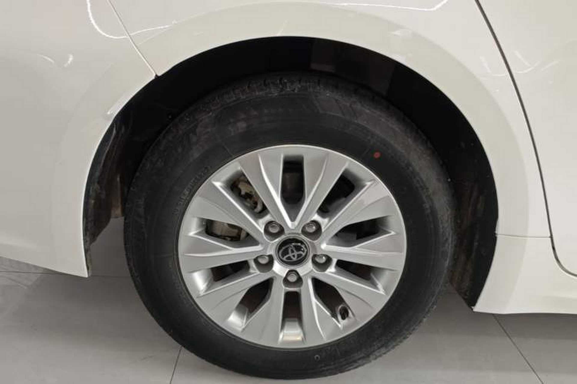 Used Toyota Corolla 2023 1.8L Smart Electric Hybrid Dual-Motor Pioneer Edition Exterior 5