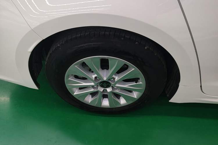 Used Toyota Corolla 2023 1.8L Smart Electric Hybrid Dual-Motor Pioneer Edition Exterior 5