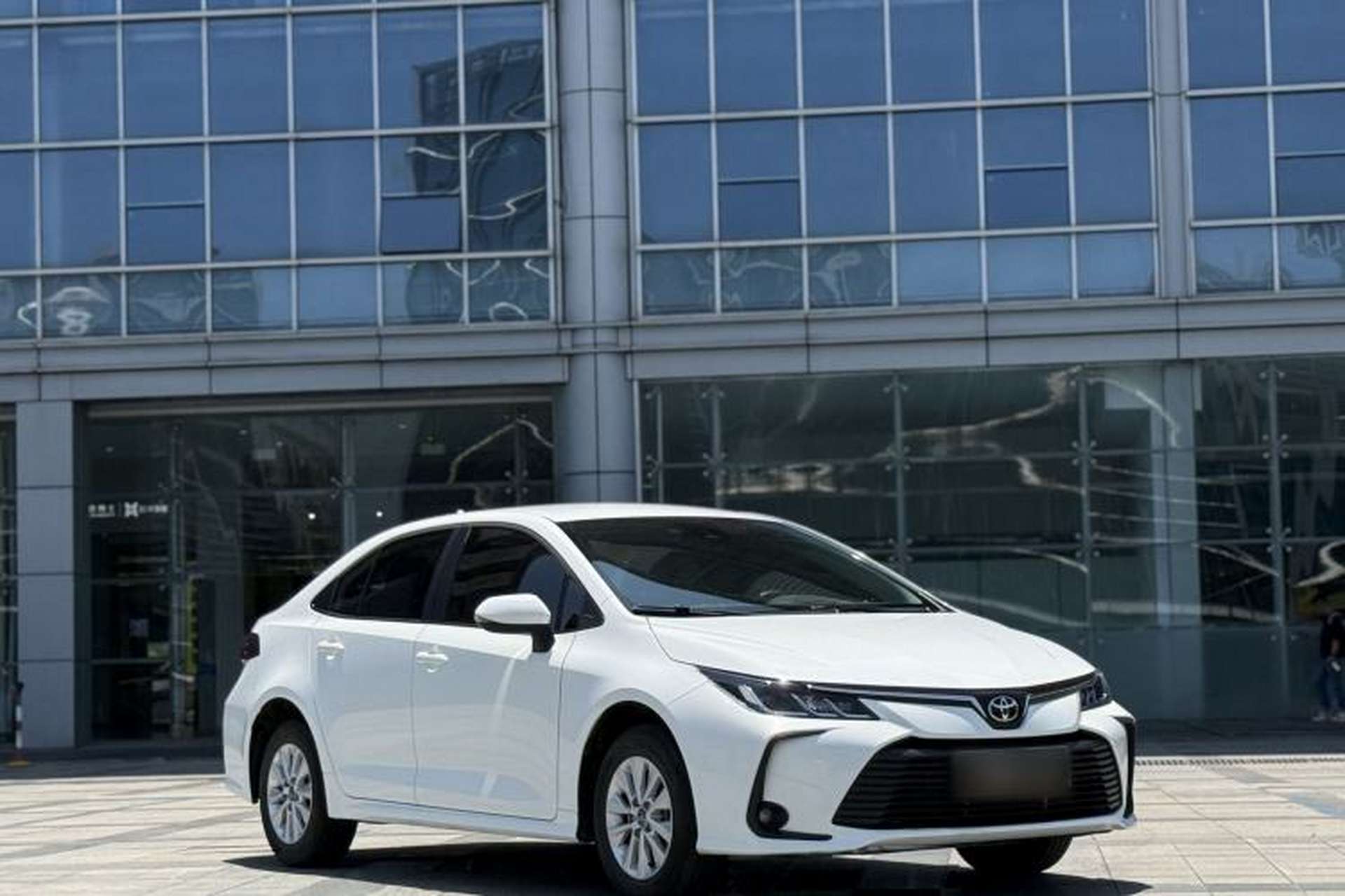 Used Toyota Corolla 2023 1.2T Pioneer Edition Exterior 9