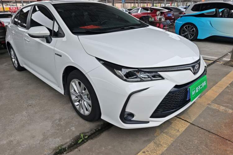 Used Toyota Corolla 2023 1.8L Smart Electric Hybrid Dual-Motor Elite Edition Front Right 45 Deg