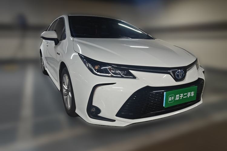 Used Toyota Corolla 2023 1.8L Smart Electric Hybrid Dual-Motor Elite Edition Front Right 45 Deg