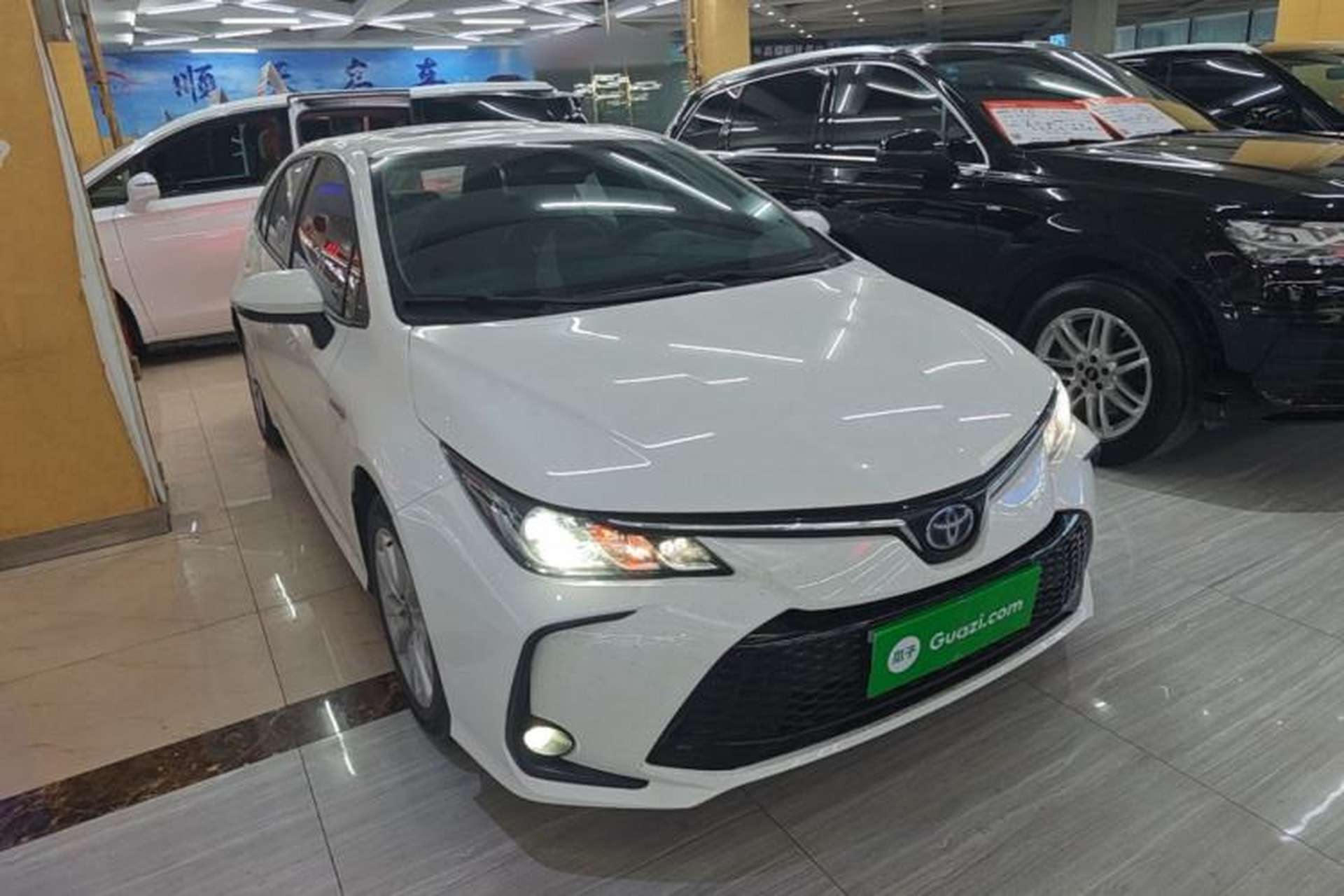 Used Toyota Corolla 2023 1.8L Smart Electric Hybrid Dual-Motor Elite Edition Front Right 45 Deg