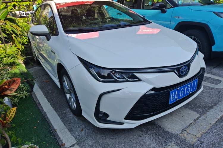 Used Toyota Corolla 2023 1.8L Smart Electric Hybrid Dual-Motor Elite Edition Front Right 45 Deg