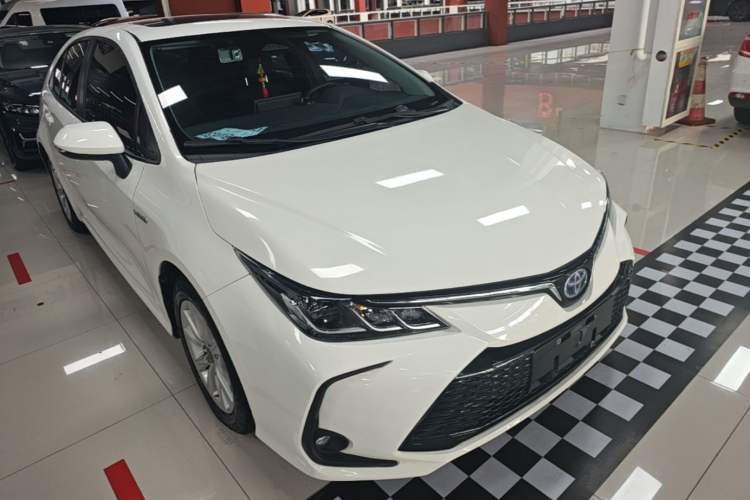 Used Toyota Corolla 2023 1.8L Smart Electric Hybrid Dual-Motor Elite Edition Front Right 45 Deg