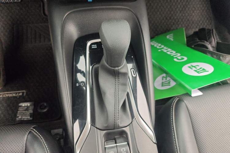 Used Toyota Corolla 2023 1.8L Smart Electric Hybrid Dual-Motor Pioneer Edition Gear Lever