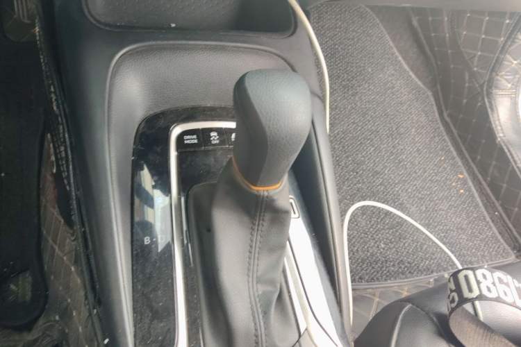 Used Toyota Corolla 2023 1.8L Smart Electric Hybrid Dual-Motor Pioneer Edition Gear Lever