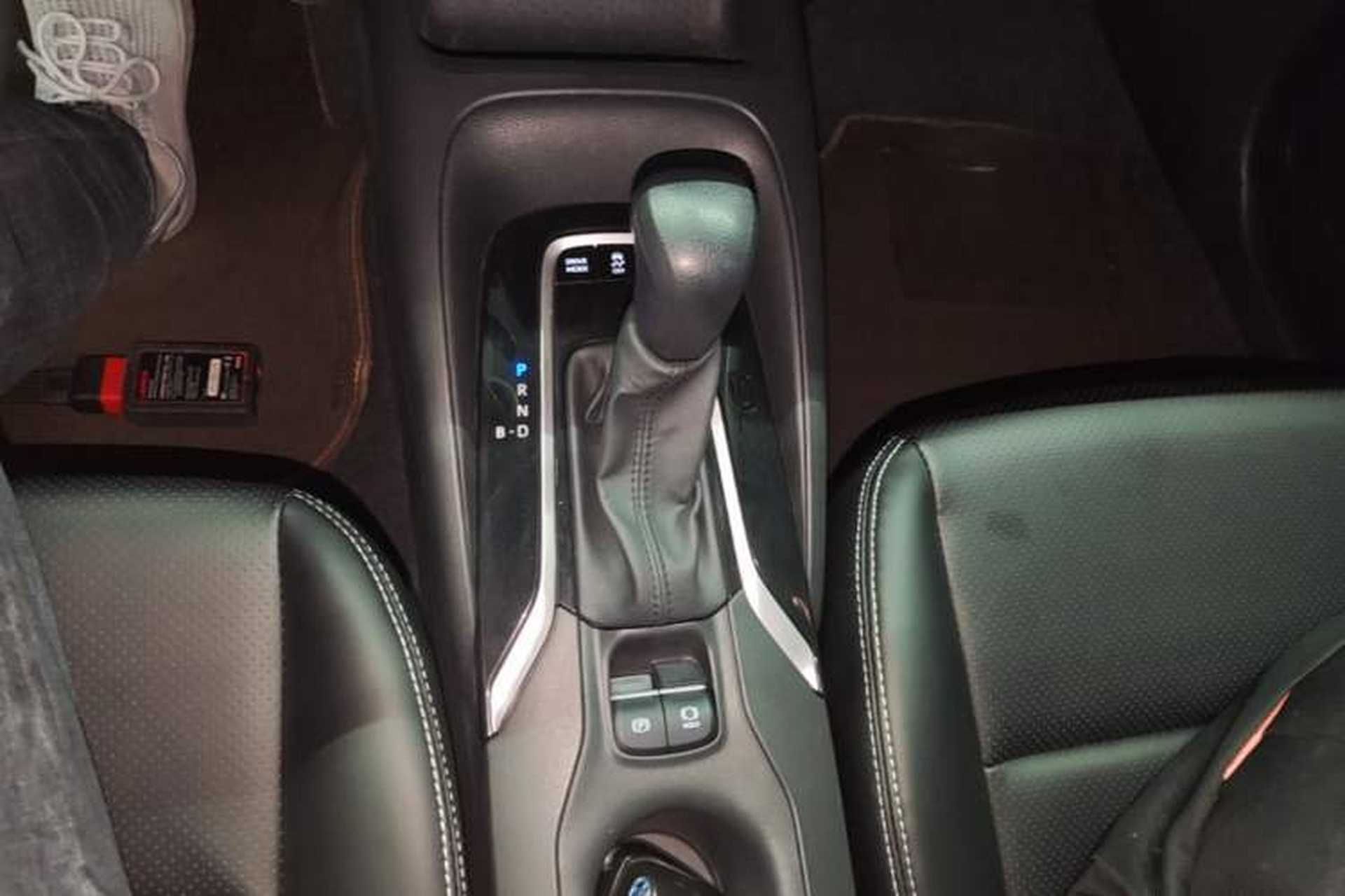 Used Toyota Corolla 2023 1.8L Smart Electric Hybrid Dual-Motor Elite Edition Gear Lever