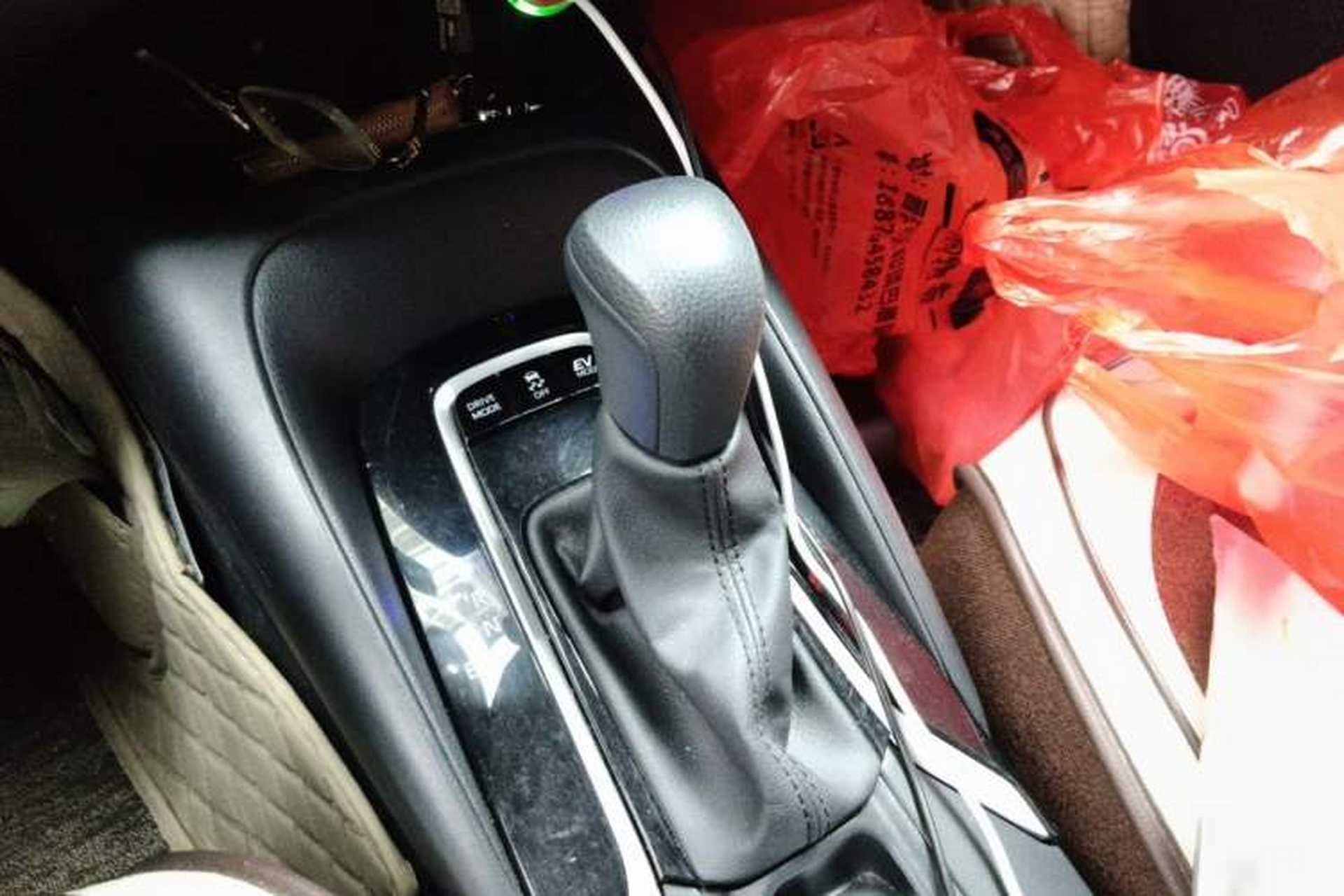 Used Toyota Corolla 2023 1.8L Smart Electric Hybrid Dual-Motor Pioneer Edition Gear Lever