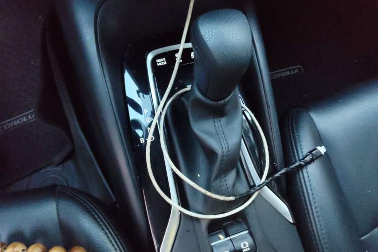 Used Toyota Corolla 2023 1.8L Smart Electric Hybrid Dual-Motor Pioneer Edition Gear Lever
