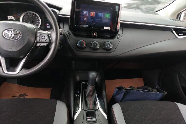 Used Toyota Corolla 2023 1.2T Pioneer Edition Gear Lever