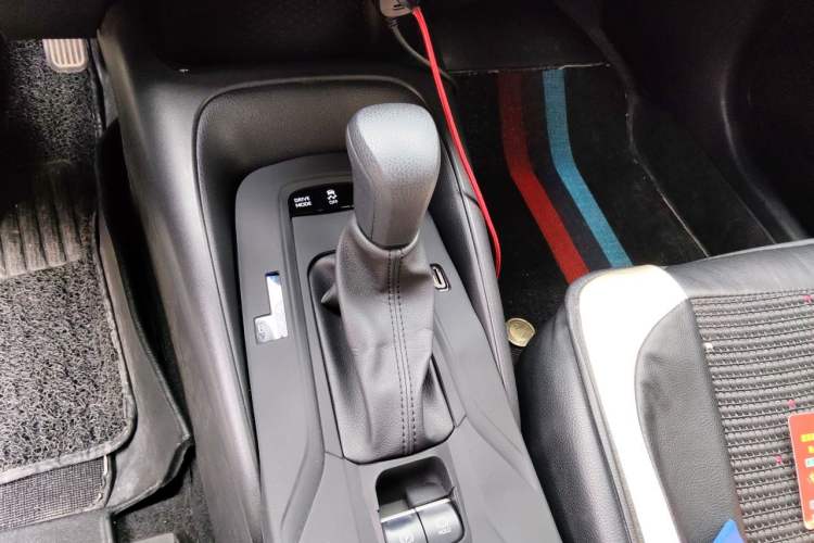 Used Toyota Corolla 2023 1.8L Smart Electric Hybrid Dual-Motor Elite Edition Gear Lever