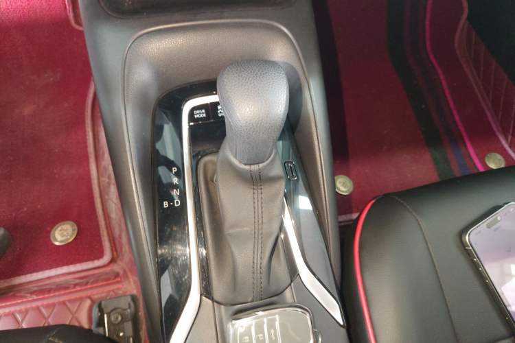 Used Toyota Corolla 2023 1.8L Smart Electric Hybrid Dual-Motor Pioneer Edition Gear Lever