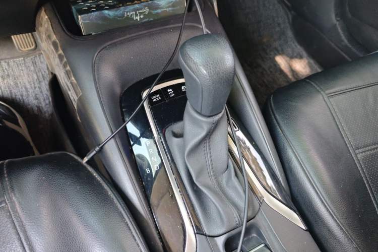 Used Toyota Corolla 2023 1.8L Smart Electric Hybrid Dual-Motor Pioneer Edition Gear Lever