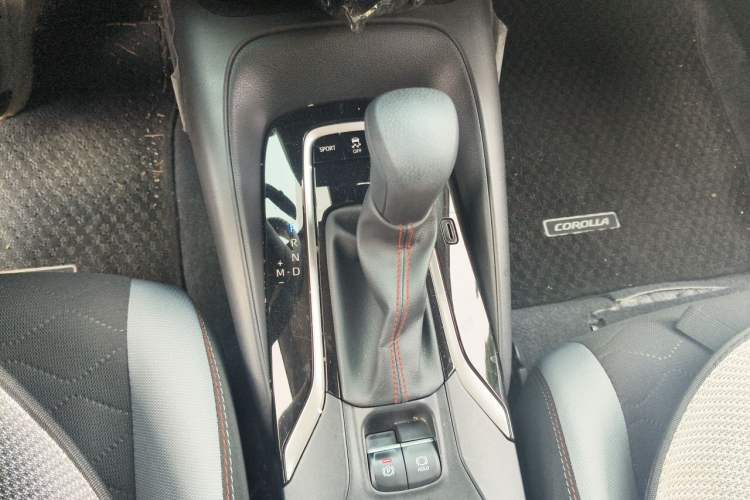 Used Toyota Corolla 2023 1.2T Pioneer Edition Gear Lever
