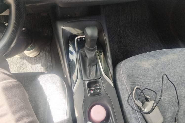 Used Toyota Corolla 2023 1.8L Smart Electric Hybrid Dual-Motor Pioneer Edition Gear Lever