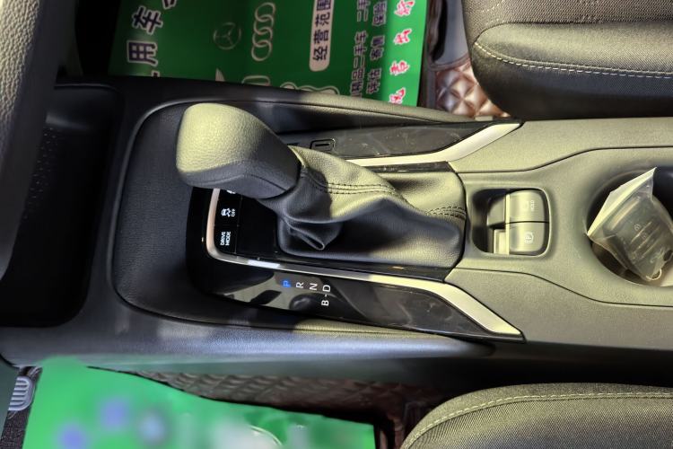 Used Toyota Corolla 2023 1.8L Smart Electric Hybrid Dual-Motor Pioneer Edition Gear Lever