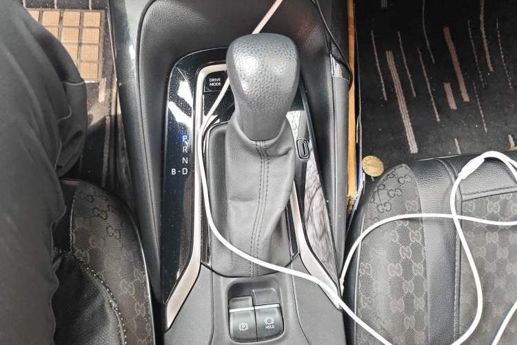 Used Toyota Corolla 2023 1.8L Smart Electric Hybrid Dual-Motor Pioneer Edition Gear Lever