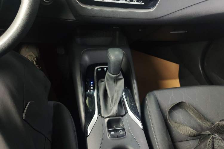 Used Toyota Corolla 2023 1.8L Smart Electric Hybrid Dual-Motor Elite Edition Gear Lever