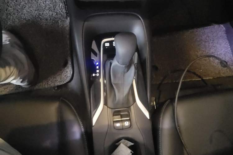 Used Toyota Corolla 2023 1.8L Smart Electric Hybrid Dual-Motor Elite Edition Gear Lever