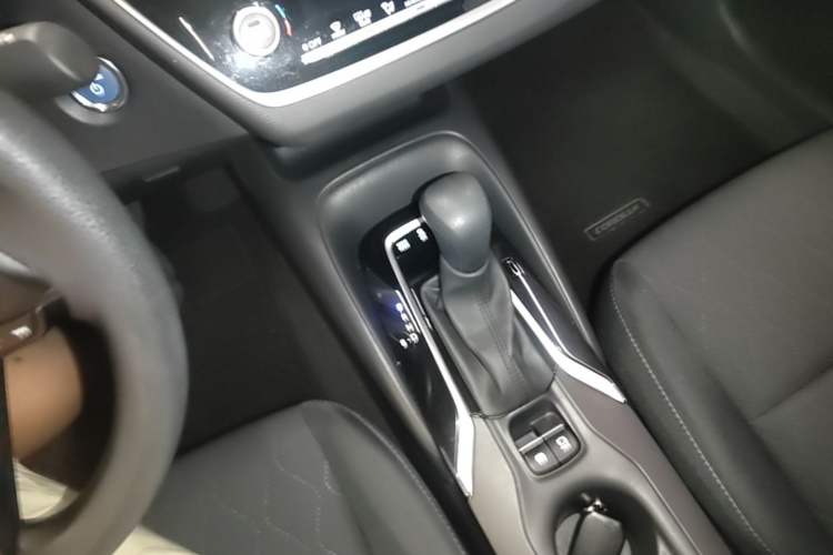 Used Toyota Corolla 2023 1.8L Smart Electric Hybrid Dual-Motor Elite Edition Gear Lever