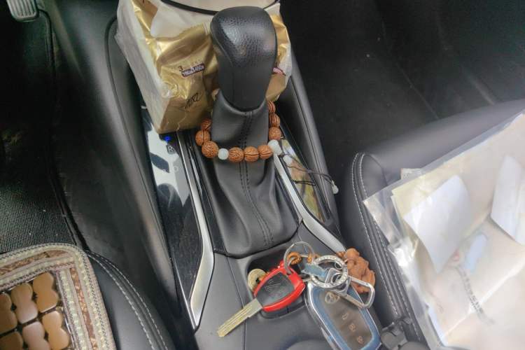 Used Toyota Corolla 2023 1.8L Smart Electric Hybrid Dual-Motor Elite Edition Gear Lever
