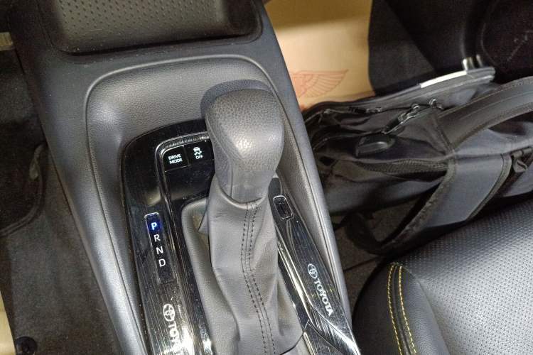 Used Toyota Corolla 2023 1.8L Smart Electric Hybrid Dual-Motor Elite Edition Gear Lever