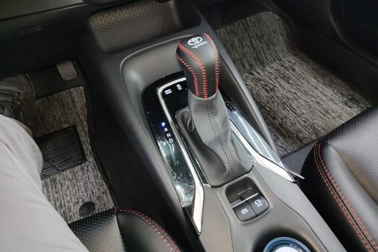 Used Toyota Corolla 2023 1.8L Smart Electric Hybrid Dual-Motor Pioneer Edition Gear Lever