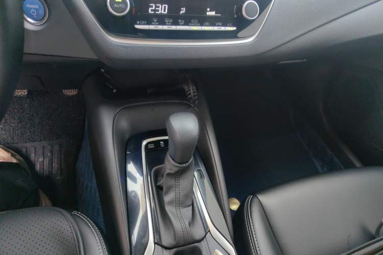 Used Toyota Corolla 2023 1.8L Smart Electric Hybrid Dual-Motor Elite Edition Gear Lever