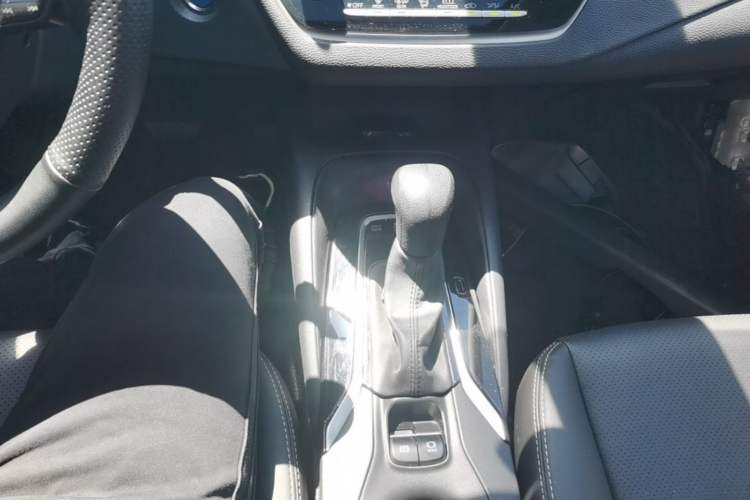 Used Toyota Corolla 2023 1.8L Smart Electric Hybrid Dual-Motor Elite Edition Gear Lever