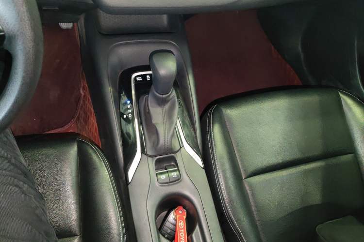 Used Toyota Corolla 2023 1.8L Smart Electric Hybrid Dual-Motor Elite Edition Gear Lever