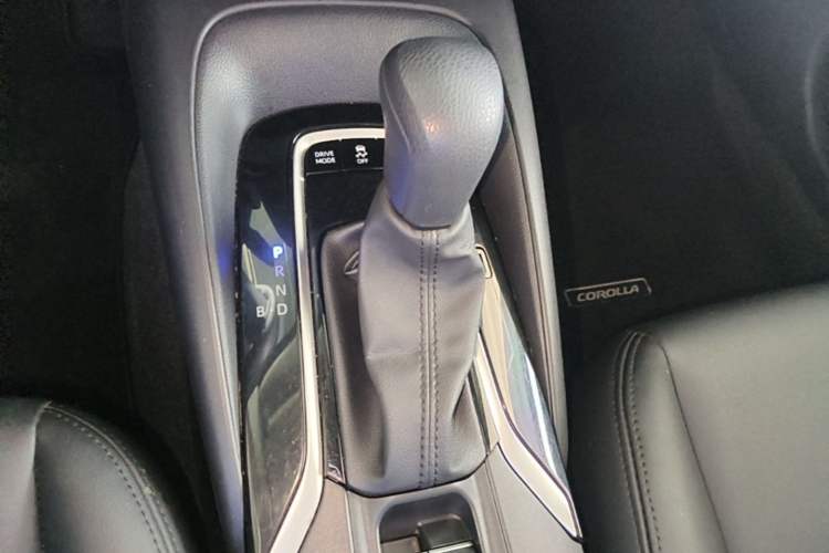 Used Toyota Corolla 2023 1.8L Smart Electric Hybrid Dual-Motor Elite Edition Gear Lever