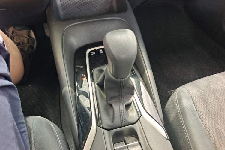 Used Toyota Corolla 2023 1.8L Smart Electric Hybrid Dual-Motor Elite Edition Gear Lever