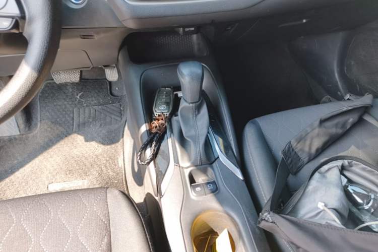 Used Toyota Corolla 2023 1.8L Smart Electric Hybrid Dual-Motor Pioneer Edition Gear Lever