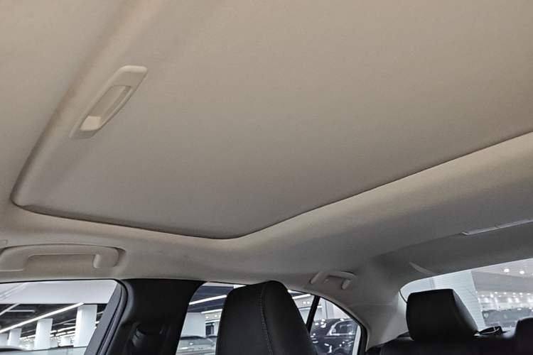 Used Toyota Corolla 2023 1.2T Elite Edition Headliner