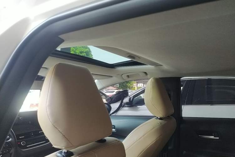 Used Toyota Corolla 2023 1.8L Smart Electric Hybrid Dual-Motor Elite Edition Headliner