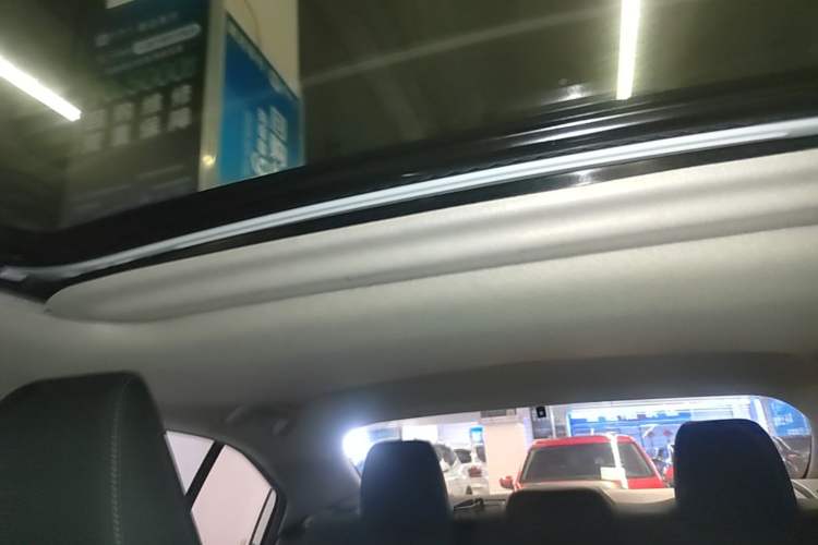 Used Toyota Corolla 2023 1.8L Smart Electric Hybrid Dual-Motor Elite Edition Headliner