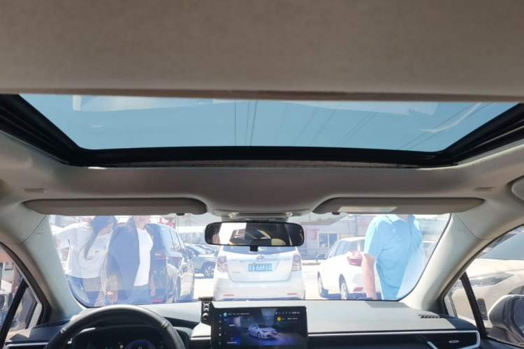 Used Toyota Corolla 2023 1.8L Smart Electric Hybrid Dual-Motor Elite Edition Headliner