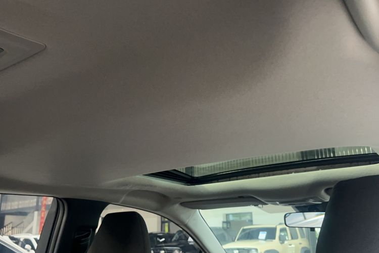 Used Toyota Corolla 2023 1.8L Smart Electric Hybrid Dual-Motor Elite Edition Headliner