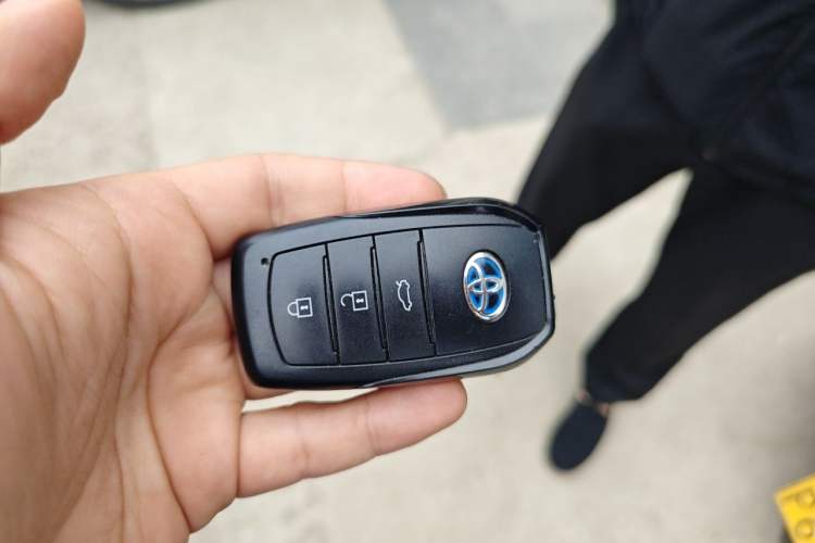 Used Toyota Corolla 2023 1.8L Smart Electric Hybrid Dual-Motor Pioneer Edition Interior 1