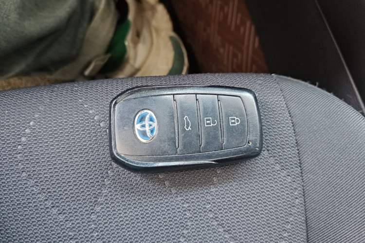 Used Toyota Corolla 2023 1.8L Smart Electric Hybrid Dual-Motor Pioneer Edition Interior 1