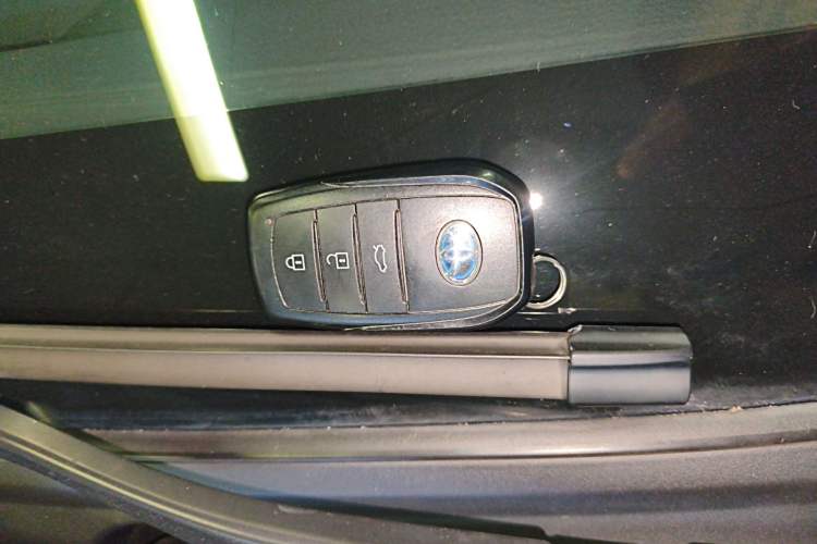 Used Toyota Corolla 2023 1.8L Smart Electric Hybrid Dual-Motor Elite Edition Interior 1