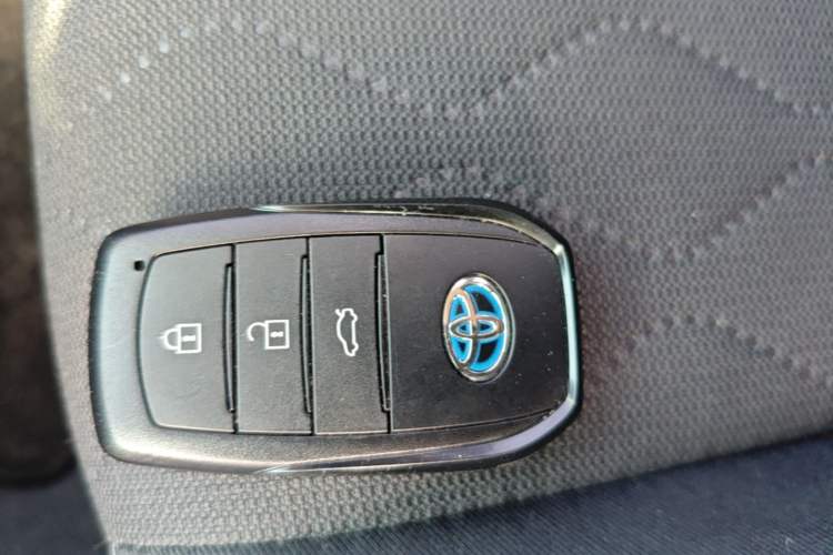 Used Toyota Corolla 2023 1.8L Smart Electric Hybrid Dual-Motor Pioneer Edition Interior 1
