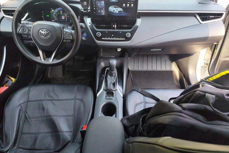 Used Toyota Corolla 2023 1.8L Smart Electric Hybrid Dual-Motor Pioneer Edition Interior 2