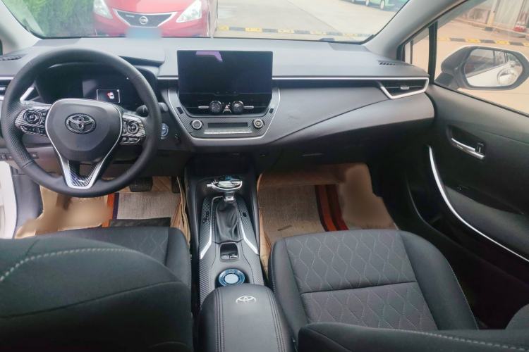 Used Toyota Corolla 2023 1.8L Smart Electric Hybrid Dual-Motor Elite Edition Interior 3