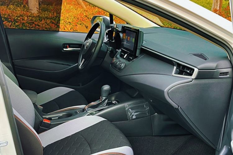 Used Toyota Corolla 2023 1.2T Pioneer Edition Interior 6