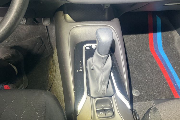 Used Toyota Corolla 2023 1.8L Smart Electric Hybrid Dual-Motor Elite Edition Interior 8