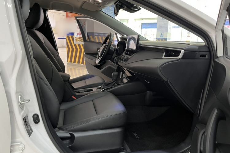 Used Toyota Corolla 2023 1.5L Pioneer Edition Interior 9