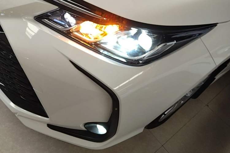 Used Toyota Corolla 2023 1.8L Smart Electric Hybrid Dual-Motor Elite Edition Left Front Headlight