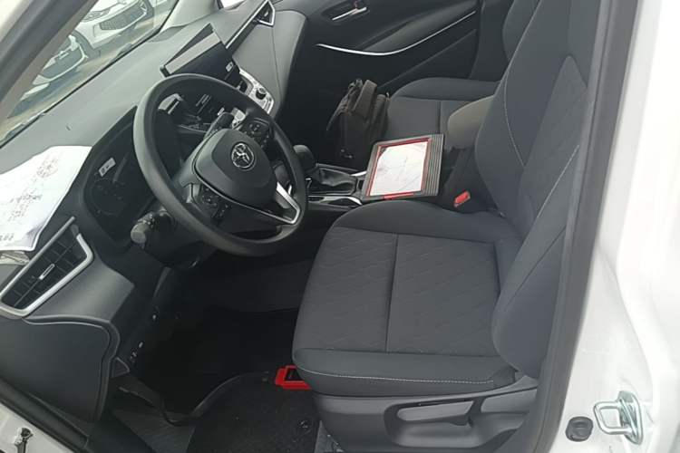 Used Toyota Corolla 2023 1.8L Smart Electric Hybrid Dual-Motor Elite Edition Left Front Seat