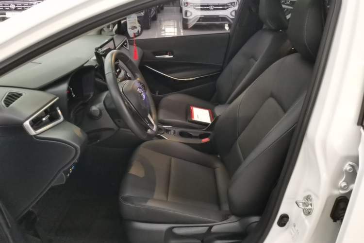 Used Toyota Corolla 2023 1.8L Smart Electric Hybrid Dual-Motor Elite Edition Left Front Seat